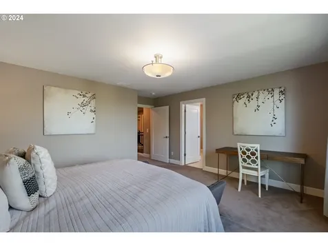 4247 Nw Ashbrook Drive Portland OR 97229