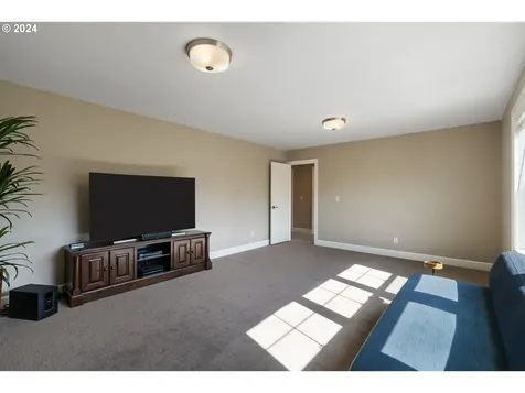 4247 Nw Ashbrook Drive Portland OR 97229