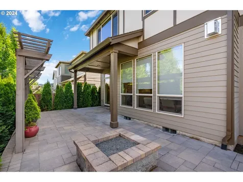 4247 Nw Ashbrook Drive Portland OR 97229