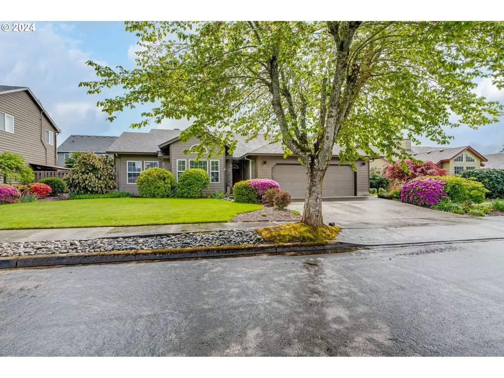304 Julie Ann Drive Oregon City OR 97045