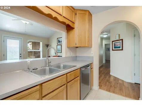304 Julie Ann Drive Oregon City OR 97045