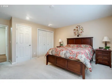 304 Julie Ann Drive Oregon City OR 97045