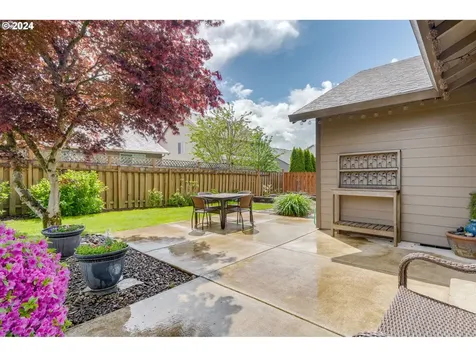304 Julie Ann Drive Oregon City OR 97045