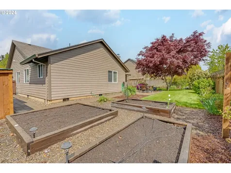 304 Julie Ann Drive Oregon City OR 97045