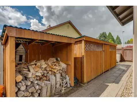 304 Julie Ann Drive Oregon City OR 97045