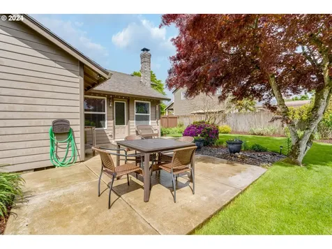304 Julie Ann Drive Oregon City OR 97045