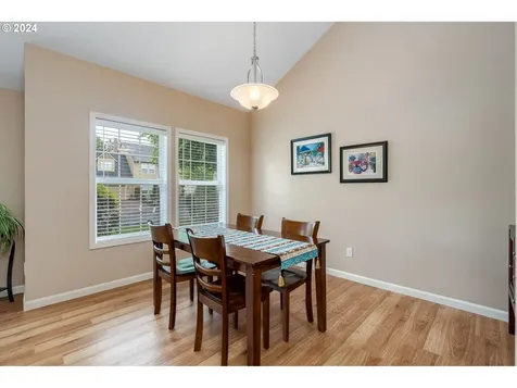304 Julie Ann Drive Oregon City OR 97045