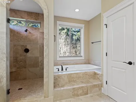 1304 S Great Blue Road Ridgefield WA 98642