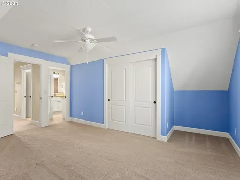 1304 S Great Blue Road Ridgefield WA 98642