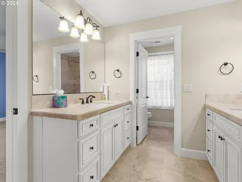 1304 S Great Blue Road Ridgefield WA 98642
