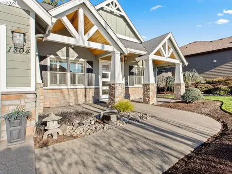 1304 S Great Blue Road Ridgefield WA 98642