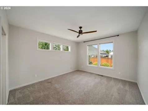 342 Se 16th Avenue Canby OR 97013