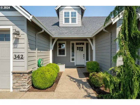 342 Se 16th Avenue Canby OR 97013