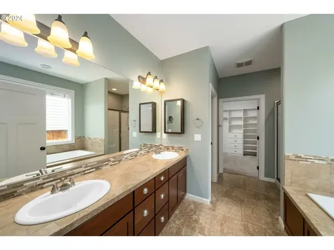 342 Se 16th Avenue Canby OR 97013