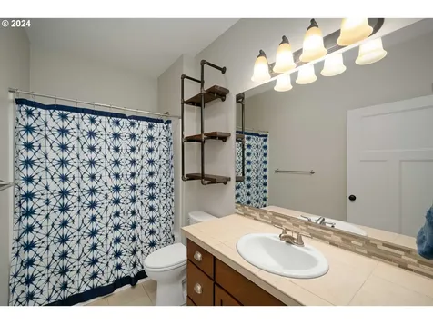 342 Se 16th Avenue Canby OR 97013