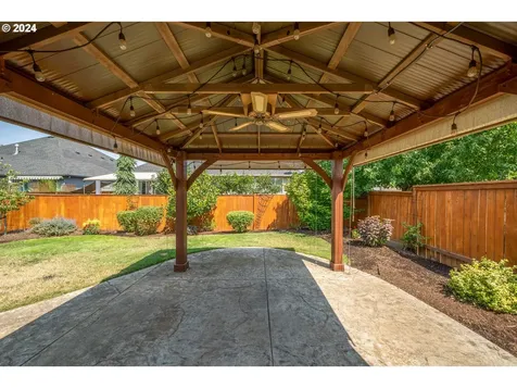 342 Se 16th Avenue Canby OR 97013