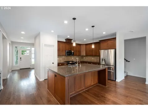 342 Se 16th Avenue Canby OR 97013