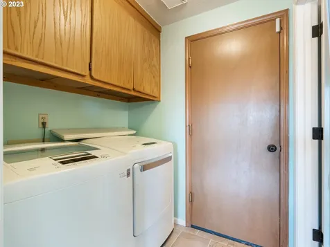 18138 Nw Deerfield Drive Portland OR 97229