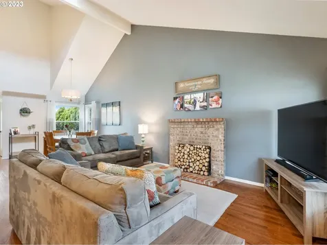 18138 Nw Deerfield Drive Portland OR 97229