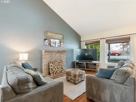 18138 Nw Deerfield Drive Portland OR 97229
