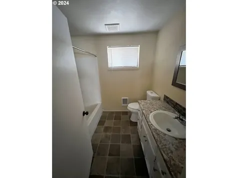 940 7th Avenue Seaside OR 97138