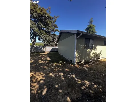 940 7th Avenue Seaside OR 97138