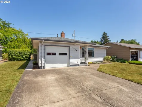1578 Walton Way Woodburn OR 97071