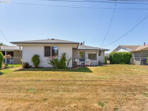 1578 Walton Way Woodburn OR 97071