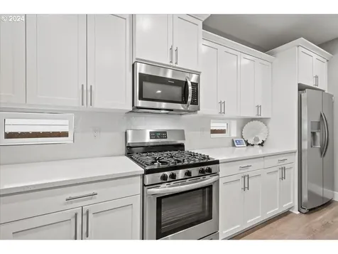 11213 Ne 136th Avenue Vancouver WA 98682