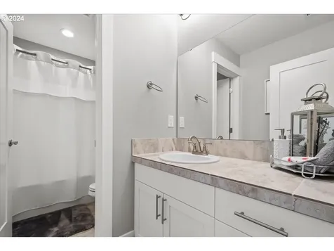 11213 Ne 136th Avenue Vancouver WA 98682