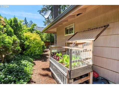 8805 NE 36th Street Vancouver WA 98662