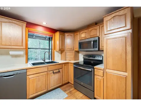 8805 NE 36th Street Vancouver WA 98662