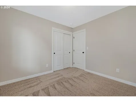 4512 NE 93rd Street Vancouver WA 98665