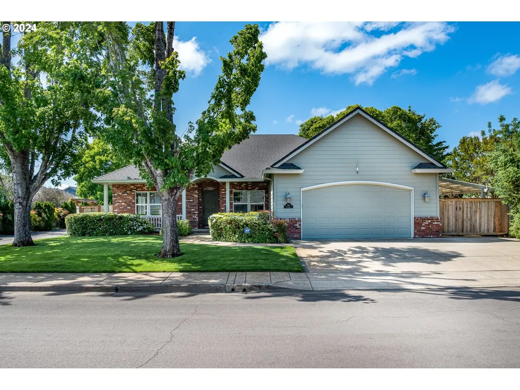 701 Blackstone Street Springfield OR 97477