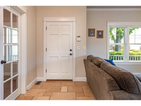 701 Blackstone Street Springfield OR 97477