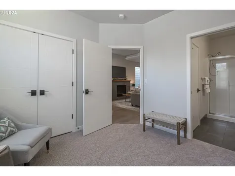 3076 Lord Byron Place Eugene OR 97408