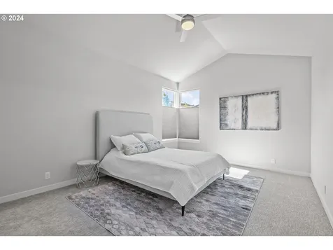 3076 Lord Byron Place Eugene OR 97408