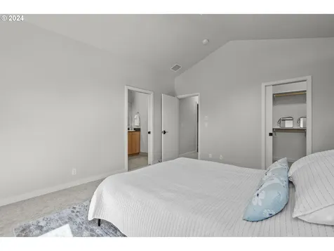 3076 Lord Byron Place Eugene OR 97408