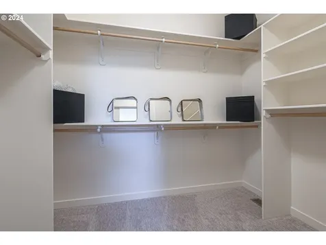 3076 Lord Byron Place Eugene OR 97408