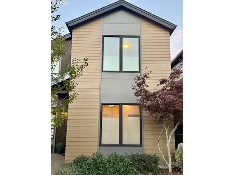 3076 Lord Byron Place Eugene OR 97408