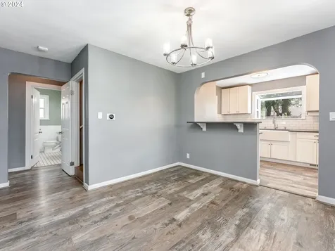 15616 NE 34th Street Vancouver WA 98682