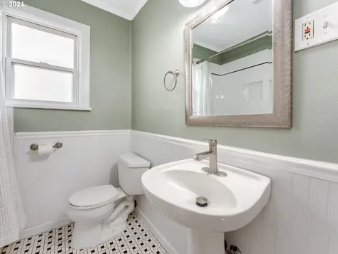 15616 NE 34th Street Vancouver WA 98682