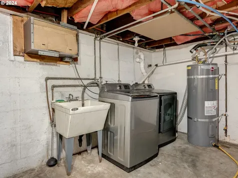 15616 NE 34th Street Vancouver WA 98682