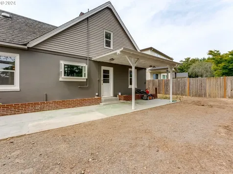 15616 NE 34th Street Vancouver WA 98682