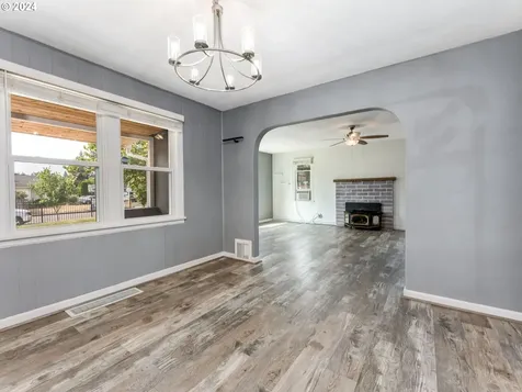 15616 NE 34th Street Vancouver WA 98682