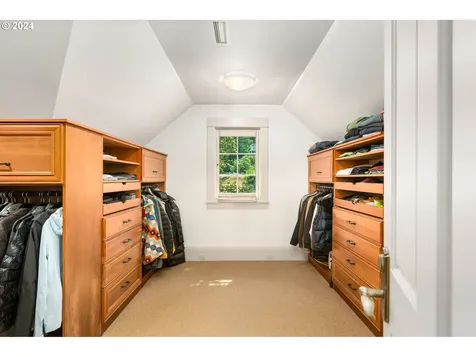 11350 S Riverwood Road Portland OR 97219