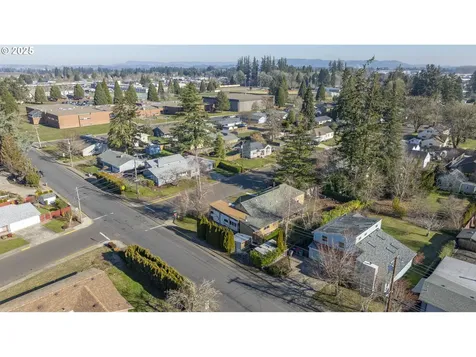 1750 NE Mcdonald Lane Mcminnville OR 97128