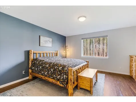 39909 SE Kitzmiller Road Eagle Creek OR 97022