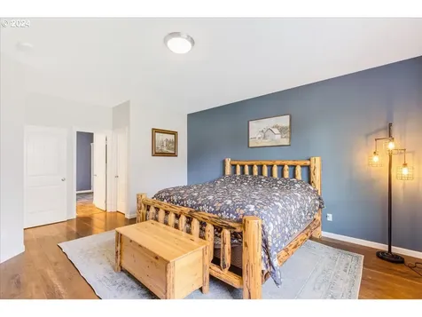 39909 SE Kitzmiller Road Eagle Creek OR 97022