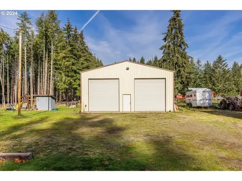 39909 SE Kitzmiller Road Eagle Creek OR 97022
